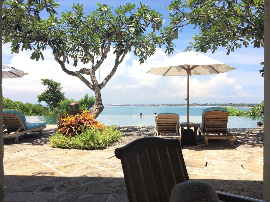 Pool villa with sunbeds in Bali