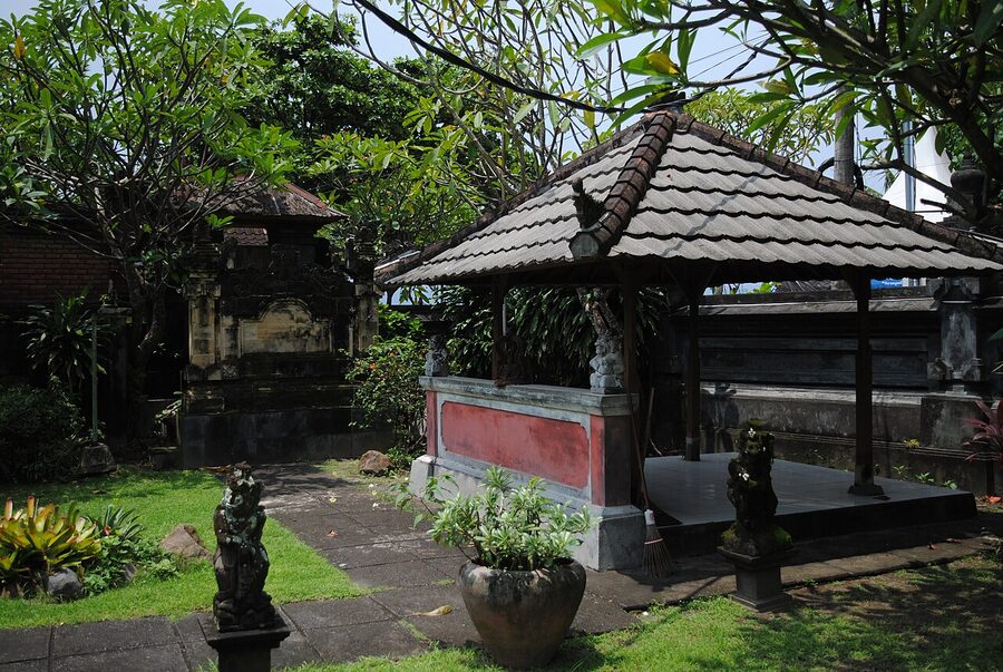 Museum Le Mayeur Sanur Bali interior with Balinese art
