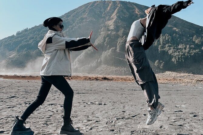 3D2N Ijen Blue Fire, Tumpak Sewu Waterfall & Mt. Bromo from Bali - The guides and staff factor: why it can feel smooth on the ground