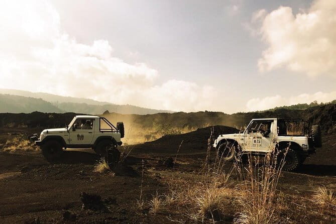 4WD Jeep Mount Batur Sunrise Experience By Bali Volcano Jeep - The 4WD Jeep Ride: Bumpy, Dusty, and Part of the Point