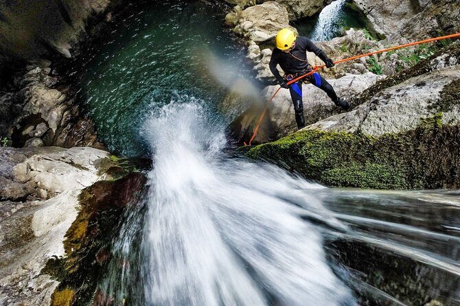 5Hrs Advanced Canyoning (50m) 12 Rappels (Pickup, Lunch & GoPro) - Aling Canyon in Ubud: why this advanced route feels different