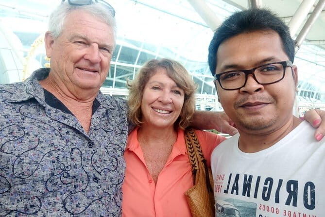 Airport Transfer Check in OR Check out Seminyak Area - The Seminyak drop-off flow (your hotel to Bali Airport)