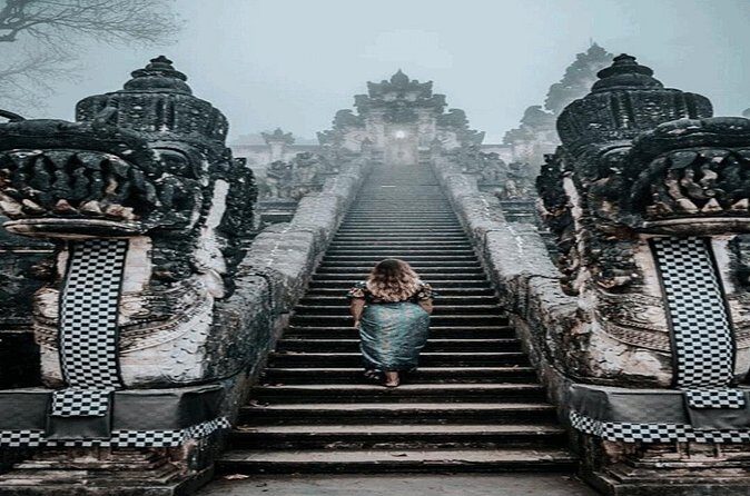 ALL INCLUSIVE - Bali Gate Of Heaven Tour - Tukad Cepung waterfall: the cliff-cave approach and why it feels special
