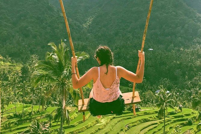 All inclusive Bali Sekumpul Waterfalls Trekking Tour - Getting there: 7:00 AM pickup and the Lemukih drive