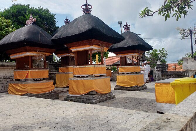 All Inclusive Kecak Dance and Uluwatu Temple Admission Ticket - Guides Like Bagus, Arya, Kadek, Jana, and Wayan Make It Easier
