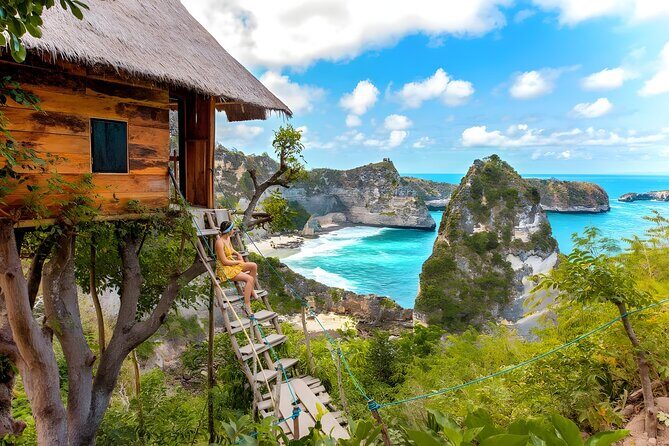 All inclusive Two Days and One Night on Nusa Penida Island - Day 2: Atuh Beach, Pantai Diamond (Pulau Seribu), Rumah Pohon, Teletubbies Hill