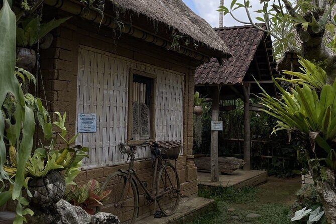 All Inclusive Ubud Cultural and Natural Highlights Tour - Stop 1: Bali Traditional House Gung Aji and Why It Sets the Tone