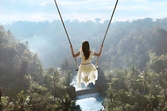Amazing Bali Swing Experience with Ubud Full Day Tour - Lunch at Bali Swing with an open bar: energy management for a 10-hour day