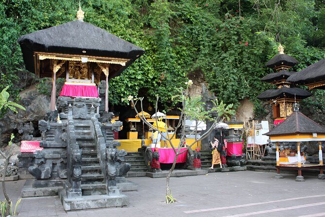 Amazing Private East Bali Full-Day Tour - Stop 2: Goa Lawah Temple and Its Cave Full of Bats