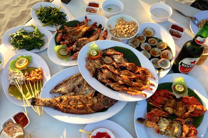 Amazing Tanah Lot and Uluwatu Temple Tour - Mass Kecak and fire performance: when the evening energy hits