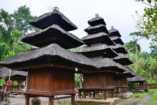 Bali 4WD Adventure WakaLand UNESCO Jatiluwih Trip in Bali Outback - Hot mineral baths: history, atmosphere, and real-world use