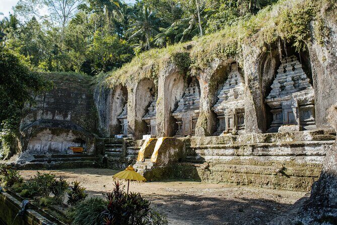Bali Adventure Tour: Hidden Canyon, Tegenungan Waterfall, Goa Gajah temple - Tegenungan Waterfall: steps, heat, and photo time
