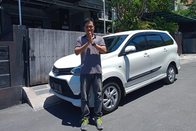 Bali Airport Arrival Transfer and Private Car Charter Combo - What an English-Speaking Driver Really Gives You