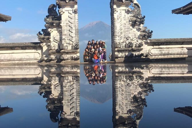 Bali Airport: One-Way Private Transfer To/From Hotel - Driver communication and helpful extras you can use