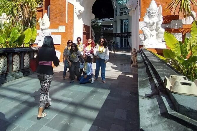 Bali airport transfer check in or check out Ubud area - Where pickup and drop-off really work in Ubud