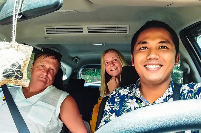 Bali Airport Transfer Service - Finding Your Driver: Signs, Texts, and Getting the Map Right