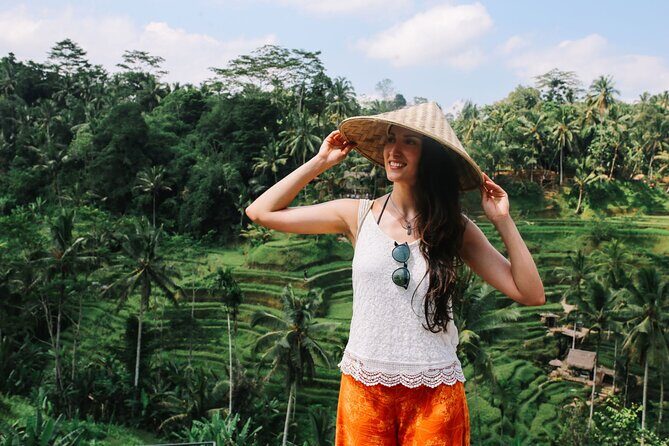 Bali All-Inclusive: Ubud Tour with Entrance Ticket and Lunch Included - Private air-conditioned transport around Ubud (and why it’s a big deal)