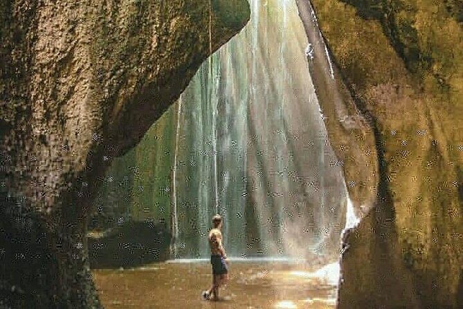 Bali best waterfall - Hotel pickup in Ubud: the quiet win