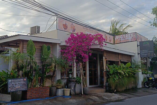 Bali Canggu Silver Jewelry Making Experience - Check-In, Waiting Room Comfort, and Studio Setup