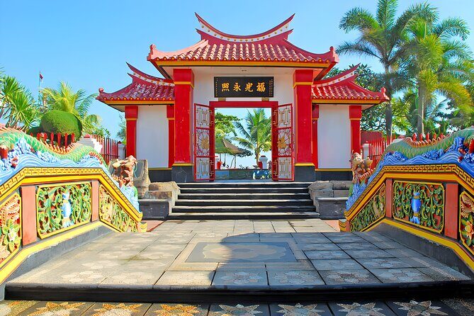 Bali Car-Charter: Amazing North Bali Tour - Brahma Vihara Arama: the monastery stop that changes the pace