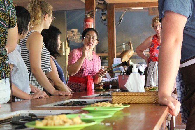 Bali Cooking Class Experience with All Inclusive - Driver Komang Ayuni and the Value of Real-Time Help