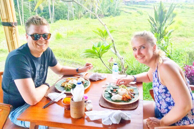 Bali Downhill Natural Cycling Tour & visit Volcano - Banjar Laplapan lunch: Balinese food with real choice