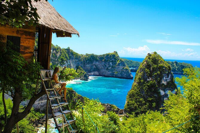Bali East Nusa Penida Private Tour - All Inclusive - Stop One: Atuh Beach for Clear-Water Views and Quick Photo Time