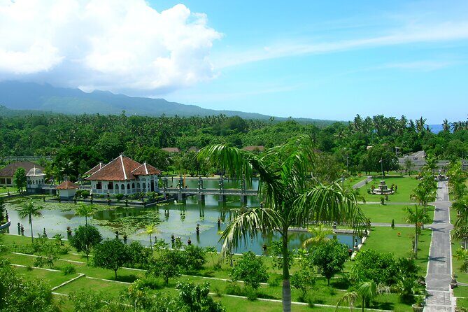 Bali Full-Day Car Charter: The Gates of Heaven Bali Tour - A 9 to 10 hour eastern Bali run, starting in Seminyak