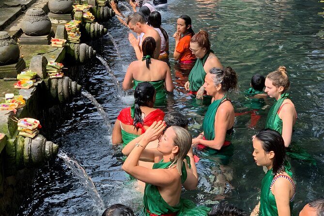 Bali Full-Day Car Charter: Ubud and Kintamani Volcano Tour - Tegalalang Rice Terrace: Classic Views, Quick Time