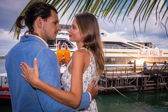 Bali Hai Sunset Dinner Cruise - Welcome Drink, Canapés, and How They Set the Tone