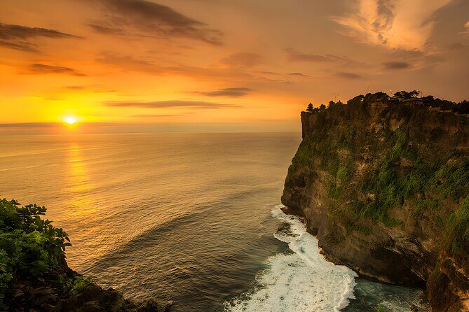 Bali Half-Day Car Charter: Uluwatu Sunset Tour - Jimbaran Beach dinner: seafood plus real options for picky eaters