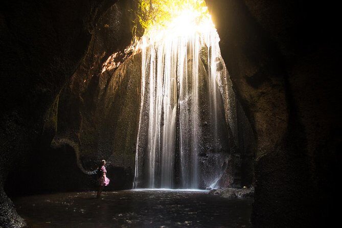 Bali Inclusive Tour: Best Waterfalls Around Ubud Area - Kanto Lampo: Jungle Views and Cliff-Ledge Photo Time