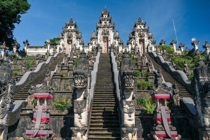 Bali Instagram: Gate of Heaven Tour - Getting there: transfers, timing, and how the day feels