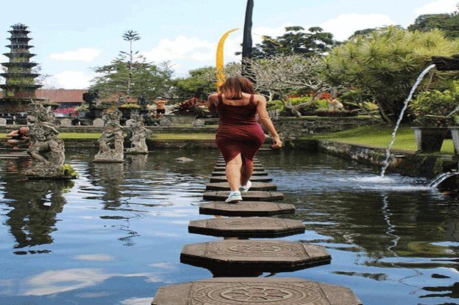 Bali Instagram Tour and Sunrise at gate of heaven - Tirta Gangga at late morning: koi ponds and a needed breather