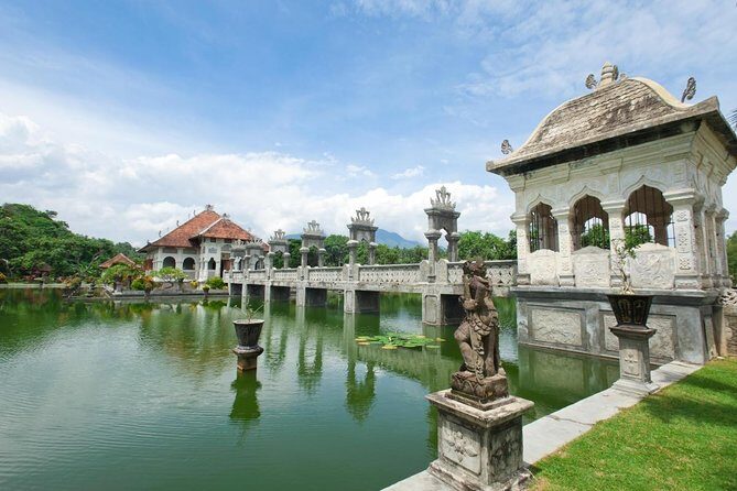 Bali Instagram Tour: Gate of Heaven, Swing and Waterfall Day Tour - Key takeaways before you book