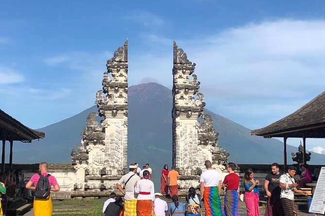 Bali Instagram Tour - Lempuyang Bali Gate of Heaven - Tickets, food, and what you should budget for beyond the price