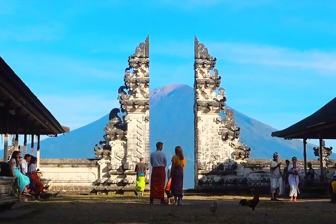 Bali Instagram Tour: Lempuyang Temple, Tirta Gangga and Tukad Cepung Waterfall - Lempuyang Temple: getting the Gates of Heaven framing right