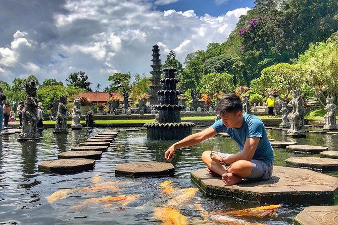 Bali Instagram Tour: Lempuyang Temple, Tirta Gangga and Tukad Cepung Waterfall - FAQ
