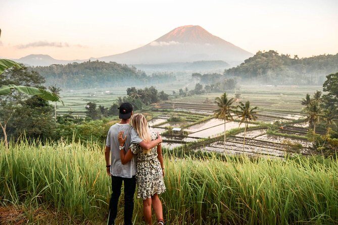 ️ Bali Instagram Tour: The Most Famous Spots (Private & All-Inclusive) - Tukad Cepung Waterfall: worth the descent, bring traction