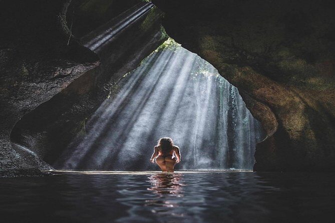 Bali Instagram Tour : The Most Popular Spots In Bali - Tegalalang Rice Terrace: rice-field framing and the swing choice