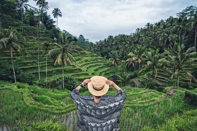 BALI INSTAGRAM TOURS; Heaven Gate, Tirta Gangga, Tukad Cepung waterfall - Tukad Cepung Waterfall: Why the Cave-Style Walk Changes the Whole Mood