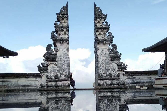 BALI INSTAGRAM TOURS; Heaven Gate, Tirta Gangga, Tukad Cepung waterfall - How the Private Route Actually Feels (Pickup, Time, and Traffic Reality)