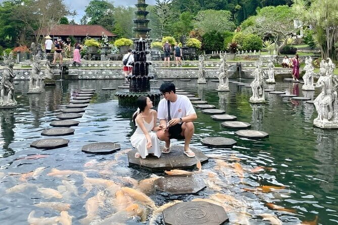 Bali Instagramable Tour: Gates of Heaven Lempuyang - Water Palace - Waterfall - Morning pickup: the comfort part that matters