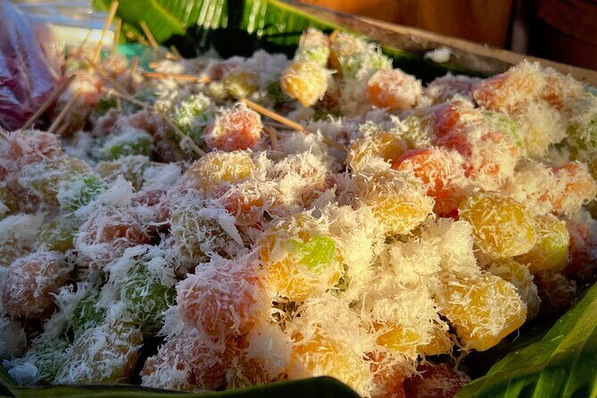 Bali Must-Try Food Tour (Denpasar) - Walking the neighborhood: the sweet/salty start you’ll remember