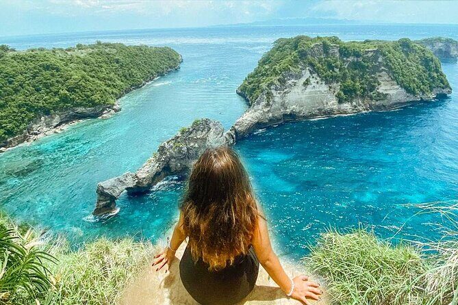 Bali-Nusa Penida. East Part. Private car. All-inclusive - Molenteng Tree House: the steps that make the photo