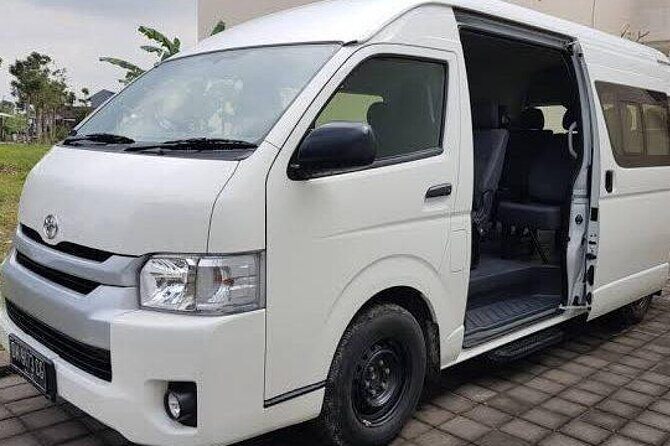 Bali Private Car Charter - Driver quality and comfort: clean cars, clear meetings, multiple drivers