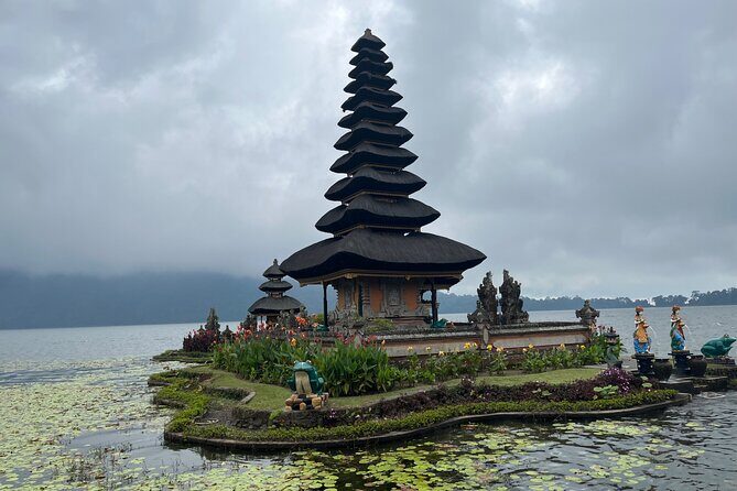 Bali : Private Fullday trip, Discover North Bali Destination - Ulun Danu Beratan Temple, Tamblingan, and Twin Lake Viewpoints