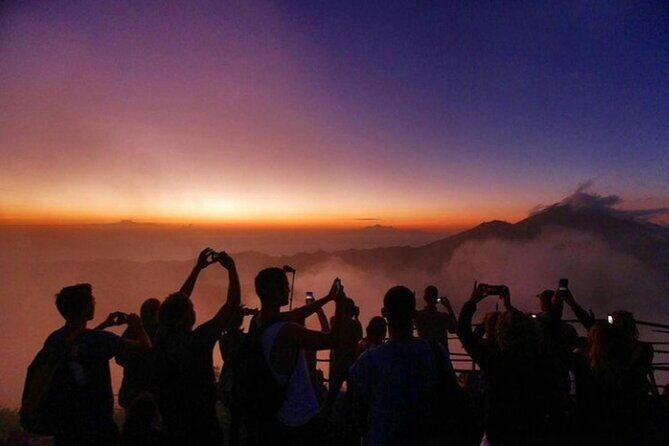 Bali: Private Mount Batur Sunrise Trek with Guide - Getting picked up in Seminyak and reaching the mountain