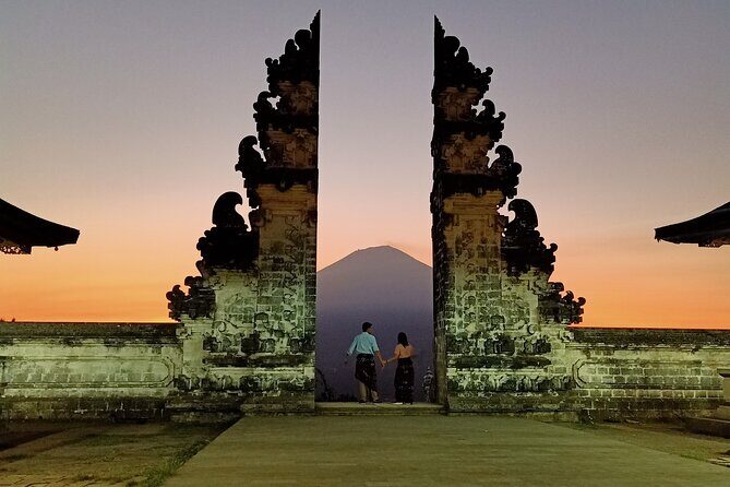 Bali Private Tour: Lempuyang Gate of heaven-Tirta gangga-Tukad Cepung - Tirta Gangga Water Palace: spring-fed pools and fish-view calm