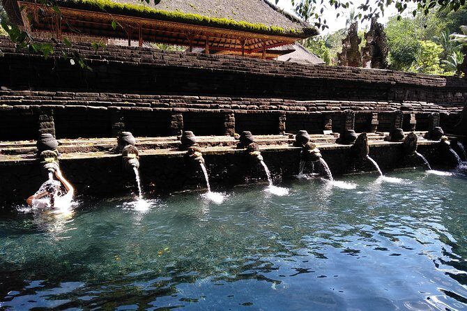Bali Purification Ritual - The before-ritual moment: offerings and praying for permission